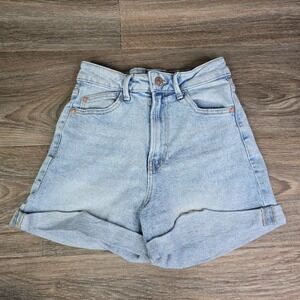 Stradivarius Shorts Womens Sz 2 Mom Slim High-Rise‎ Light Wash Cuffed Stretchy